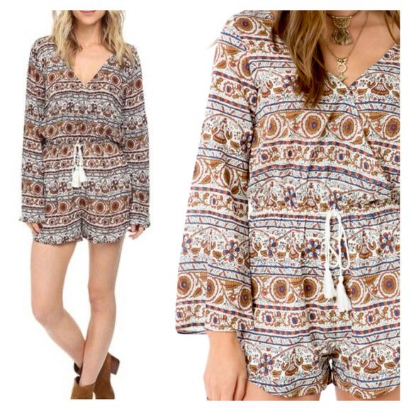 NWT O'Neill Bohemian Aztec Bell Sleeve Romper Size S Beach Festival Indie - Picture 1 of 14